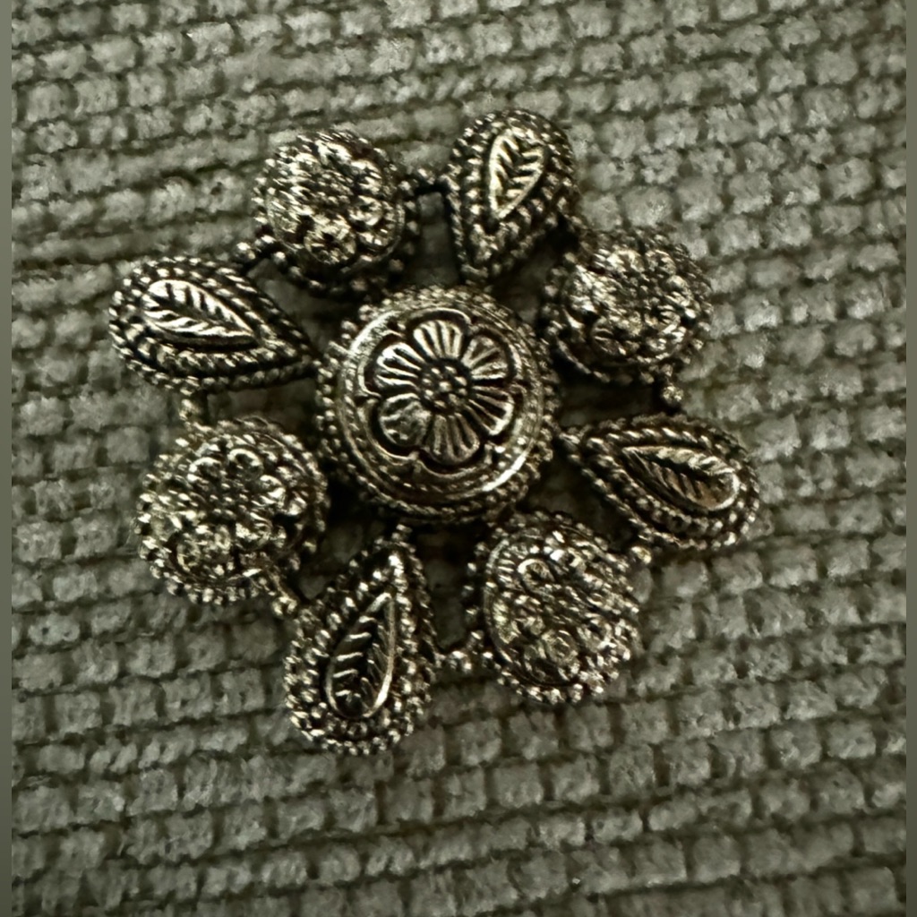 Sylvia Dahl Signed Etruscan Style Flower Silver Tone Scarf Dress Clip